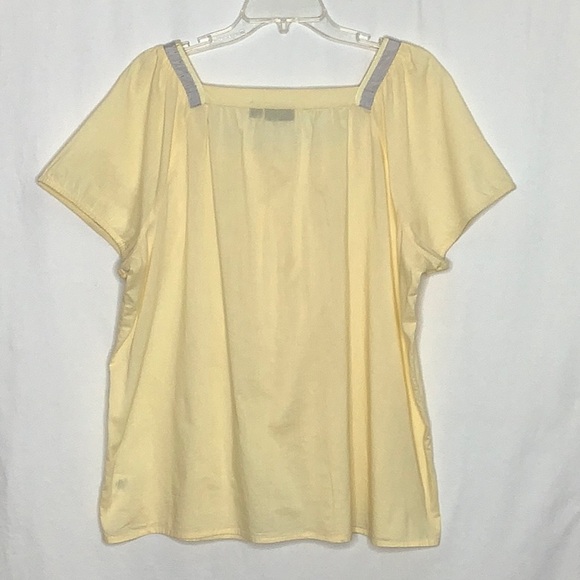 a.n.a. Butter Yellow Pleated Cotton Blouse With Square Neck Ribbon Detail XL - Picture 9 of 10